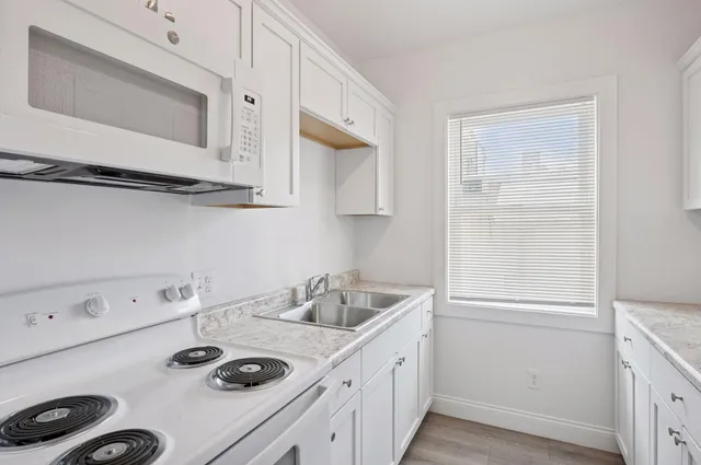 $439,000 | 610 West 26th Street, Minneapolis, MN 55405