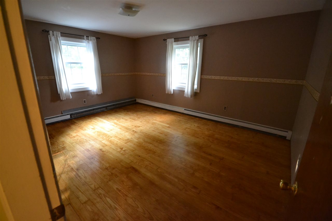 98 Lovering Road North Hampton, NH 03862 - Photo 26 of 40 Gallery Image 26