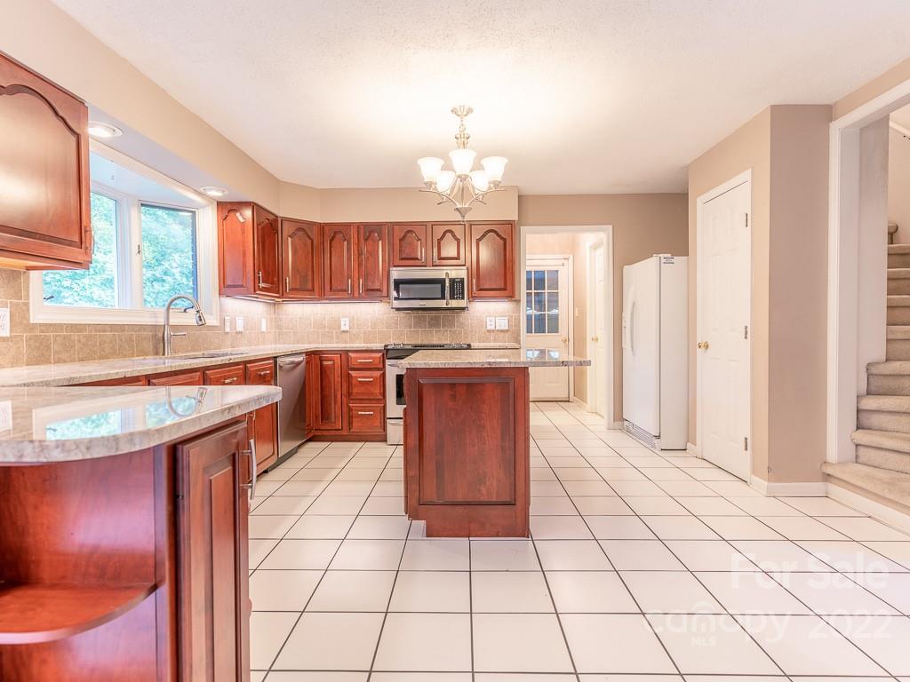 155 Sigmon Road, Unit 8 Fletcher, NC 28732 - Photo 15 of 34 Gallery Image 15