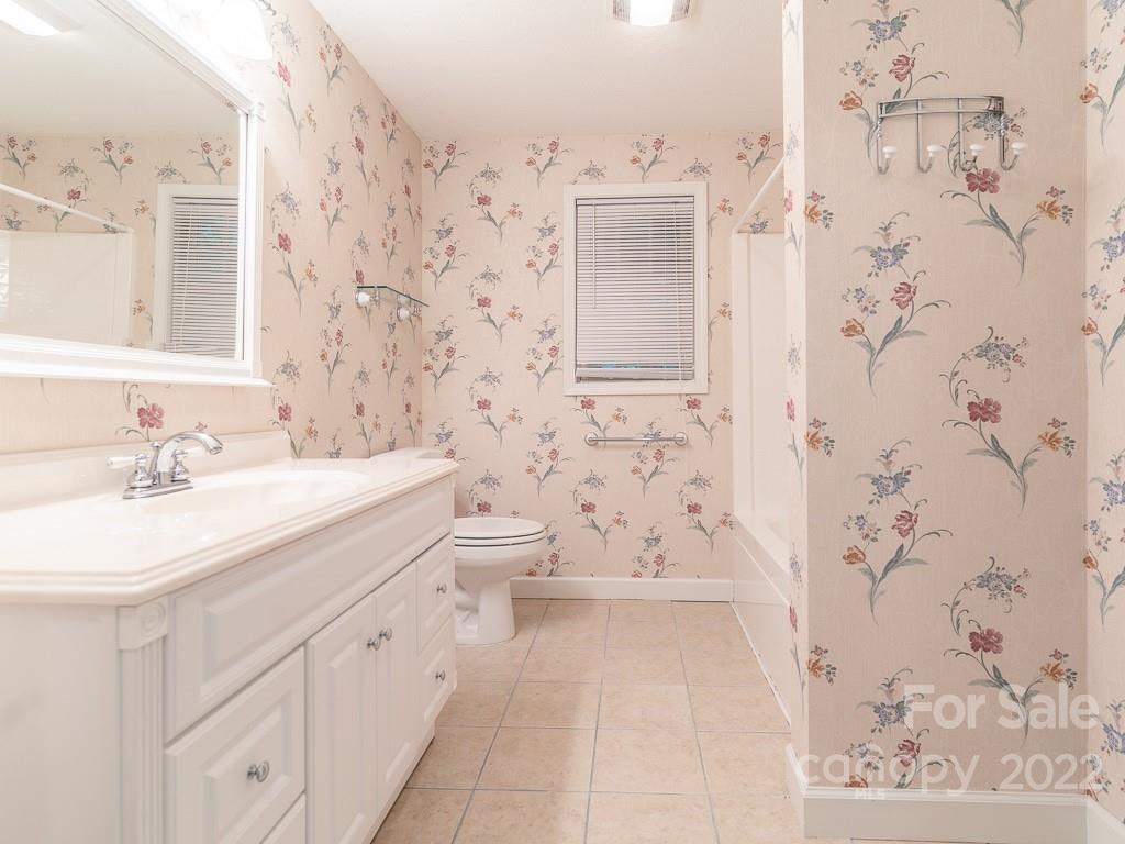155 Sigmon Road, Unit 8 Fletcher, NC 28732 - Photo 33 of 34 Gallery Image 33