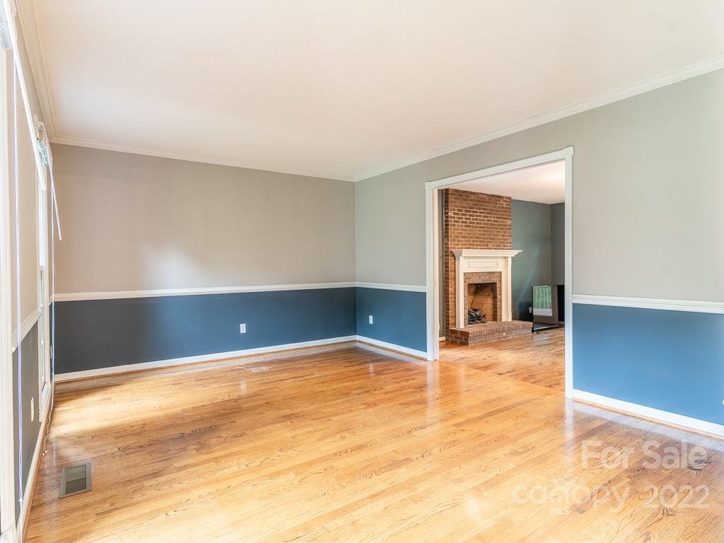 155 Sigmon Road, Unit 8 Fletcher, NC 28732 - Photo 10 of 34 Gallery Image 10