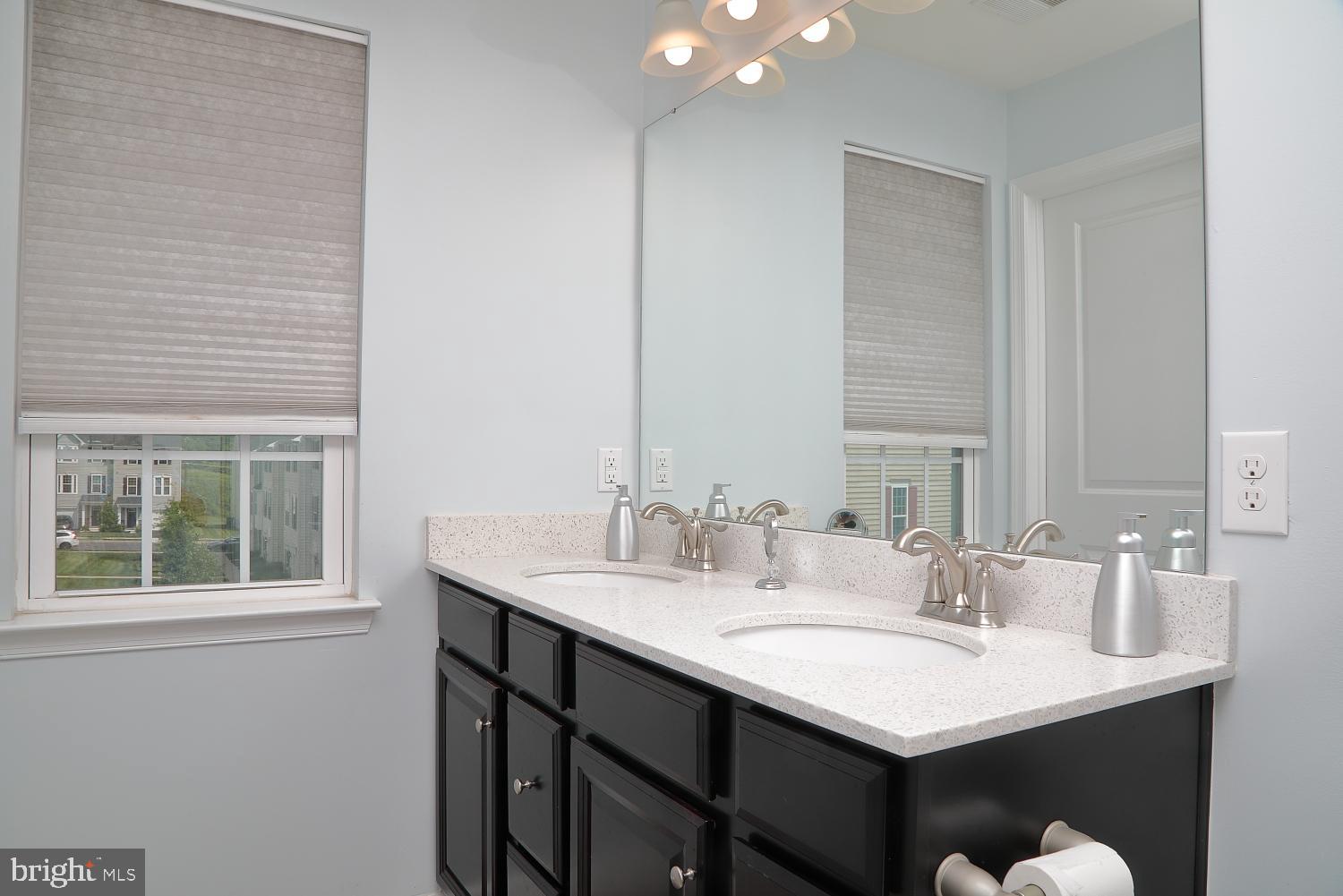 629 Washington Square Spring City, PA 19475 - Photo 23 of 39 Gallery Image 23