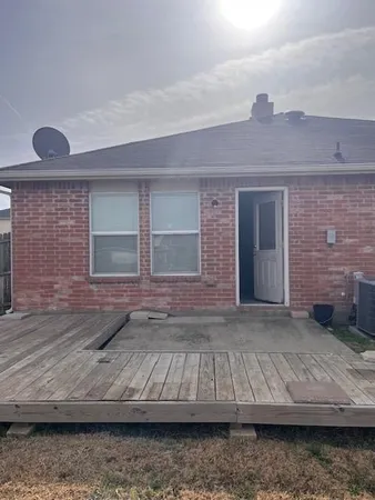 a view of outdoor space