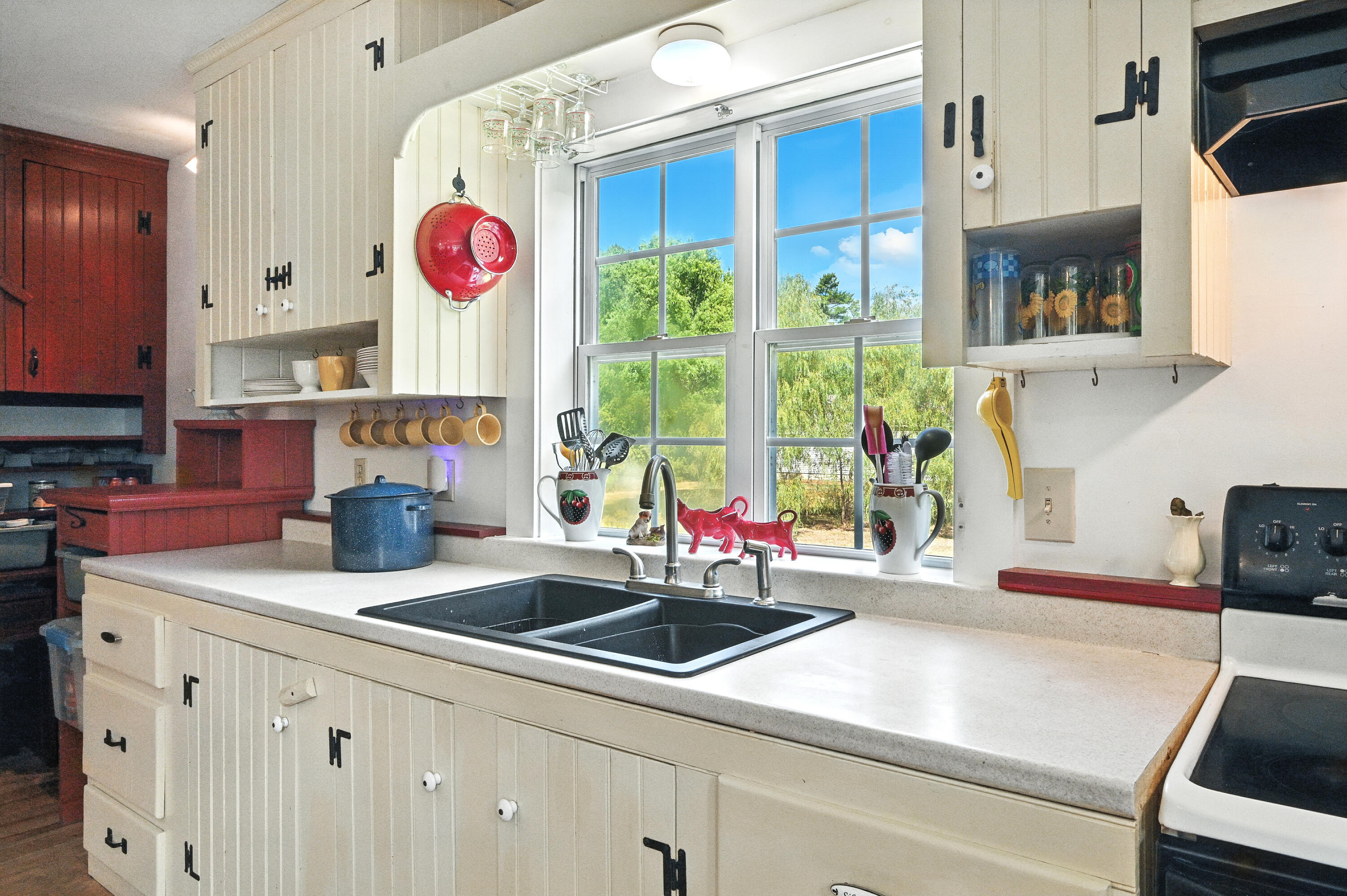 27 Mountain View Road Leeds, ME 04263 - Photo 11 of 105 Kitchen
