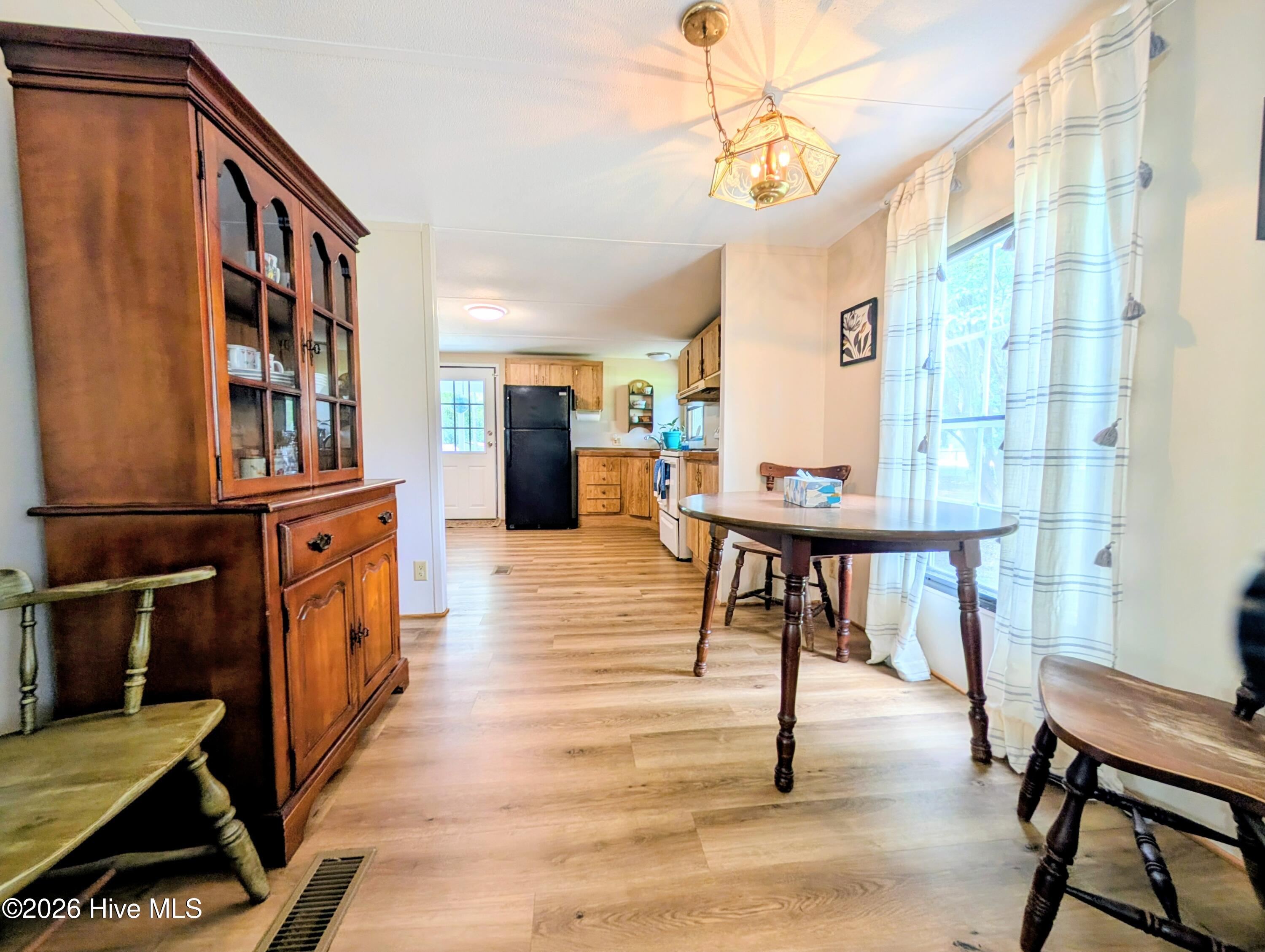 35 Saddle Ridge Road Currie, NC 28435 - Photo 19 of 30 Dinning Room