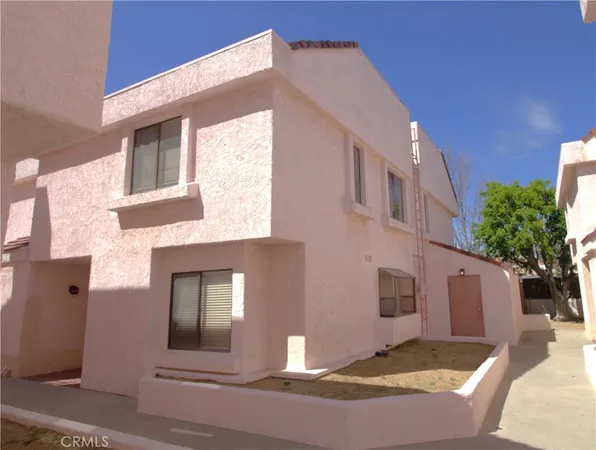 $630,000 | 9906 Owensmouth Avenue, Unit 12, Chatsworth, CA 91311