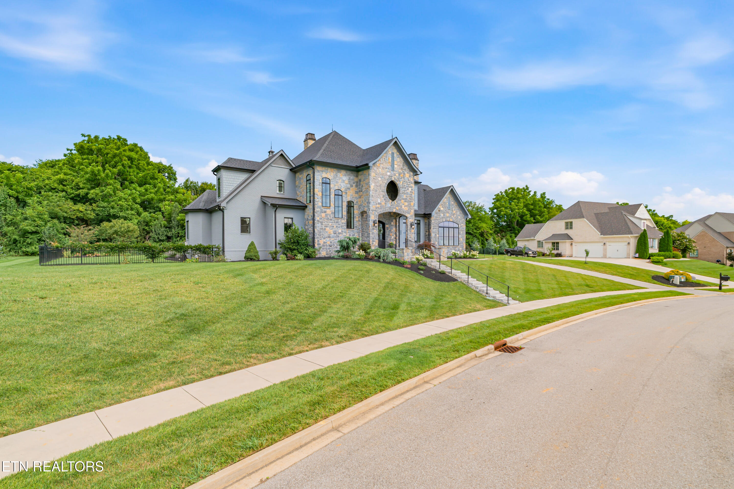 367 Barnsley Road Farragut, TN 37934 - Photo 9 of 59 367 Barnsley Rd