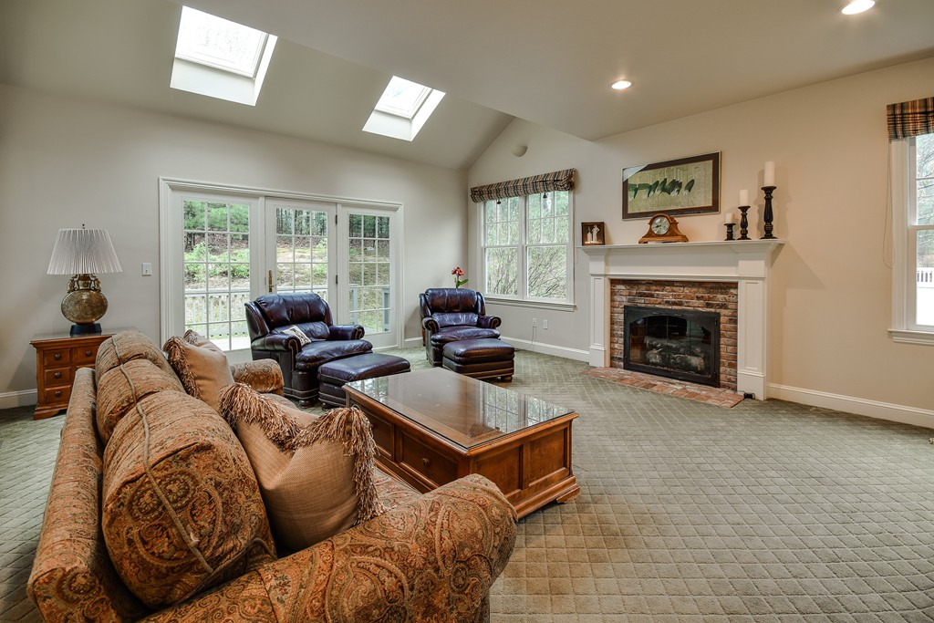 421 North Road Sudbury, MA 01776 - Photo 10 of 27 Gallery Image 10