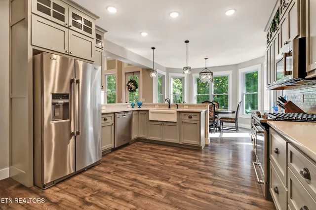 $1,200,000 | 265 Falling Leaf Road, Jamestown, TN 38556