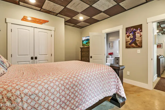 $1,200,000 | 265 Falling Leaf Road, Jamestown, TN 38556