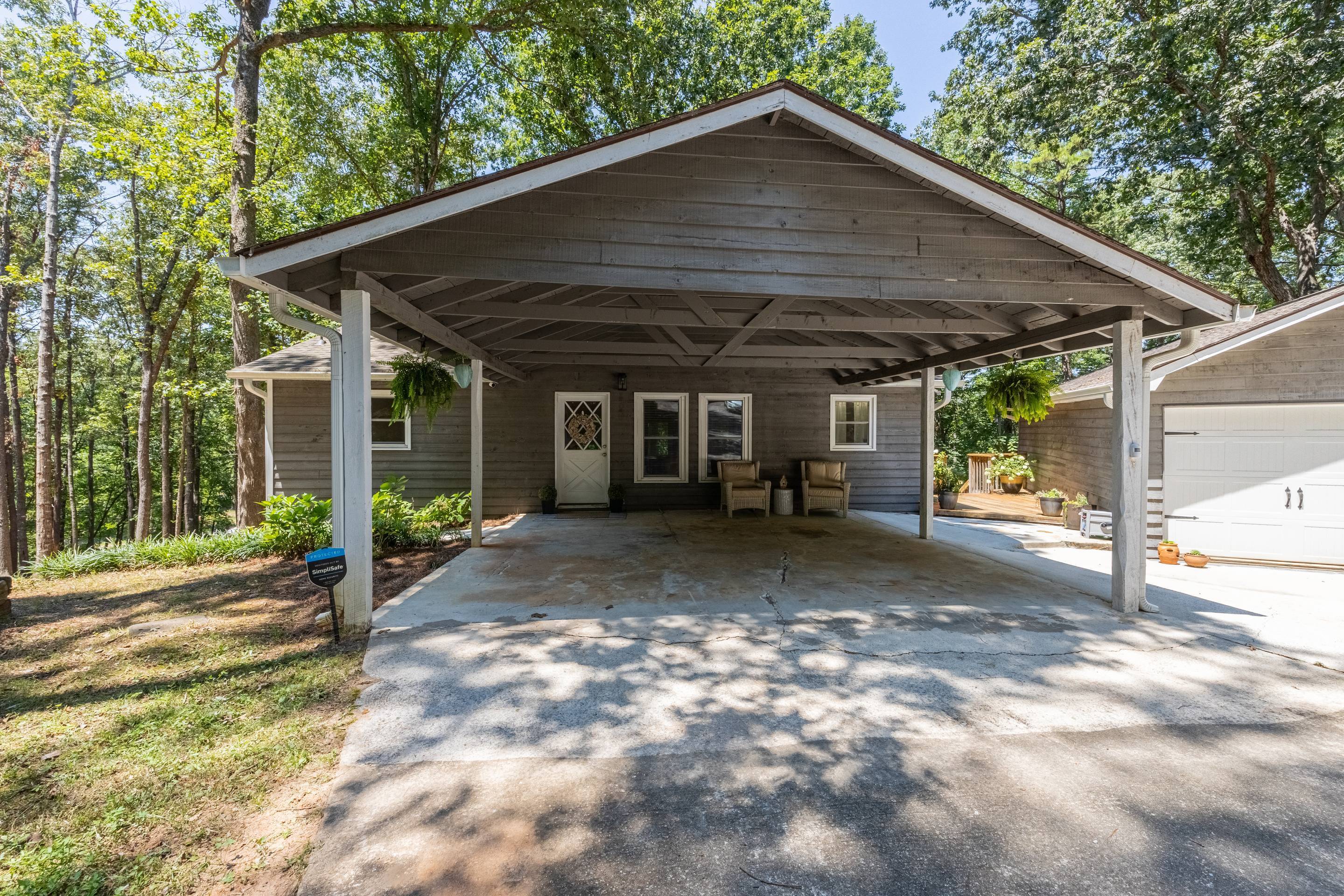 396 Cardinal Lane Toccoa, GA 30577 - Photo 13 of 103