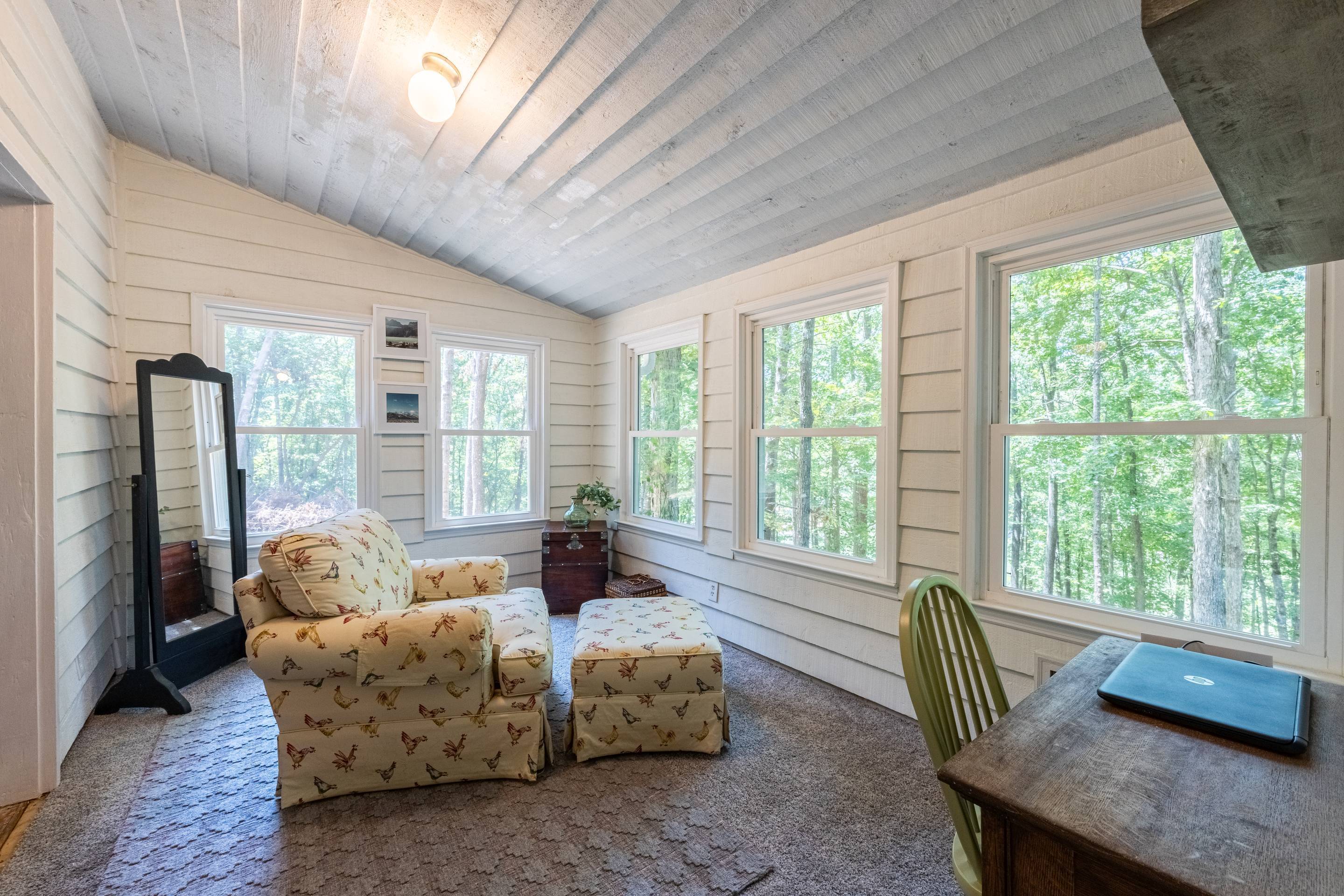 396 Cardinal Lane Toccoa, GA 30577 - Photo 30 of 103 a living room with furniture and a window