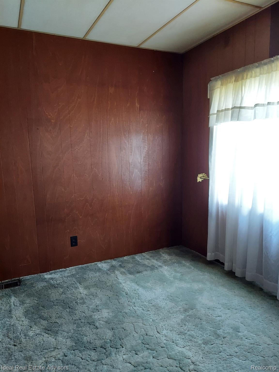 6120 Harrington Road Croswell, MI 48422 - Photo 20 of 39 Gallery Image 20