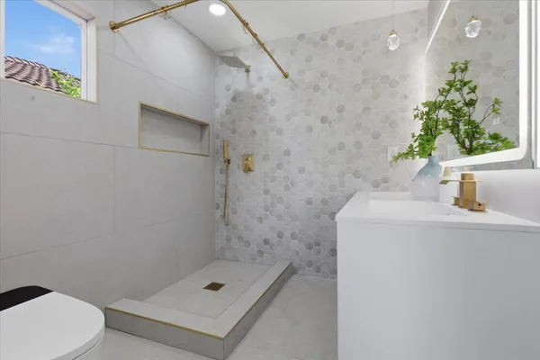 $999,888 | 140 Marian Lane, San Jose, CA 95127