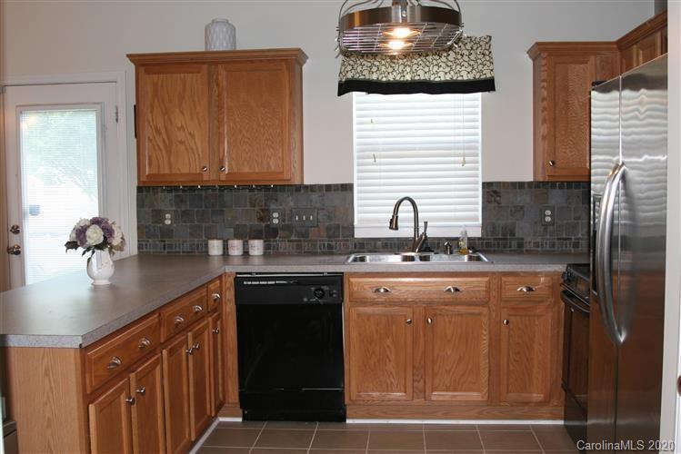 13612 Swinton Road, Unit L31 Huntersville, NC 28078 - Photo 4 of 21 Gallery Image 4