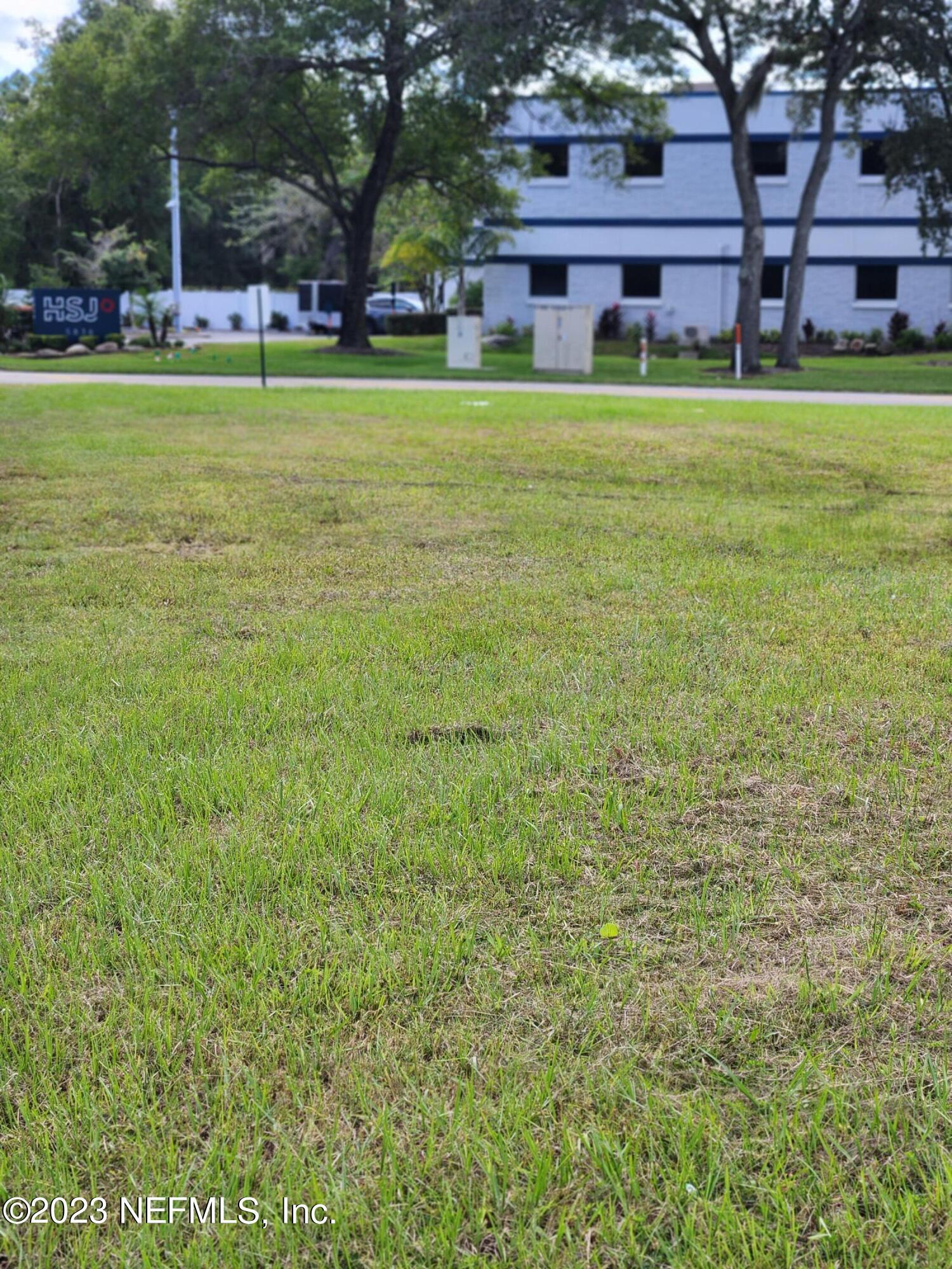 5314 Bowden Road Jacksonville, FL 32216 - Photo 8 of 17 a view of building with outdoor space
