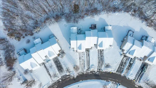 $399,000 | 11 A Fairway Drive, Halfmoon, NY 12118