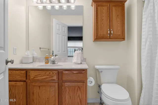 $399,000 | 11 A Fairway Drive, Halfmoon, NY 12118