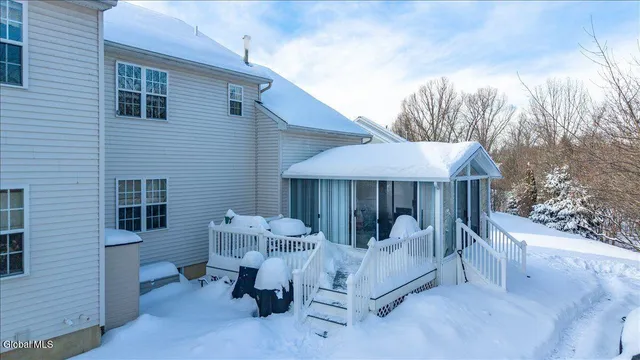 $399,000 | 11 A Fairway Drive, Halfmoon, NY 12118