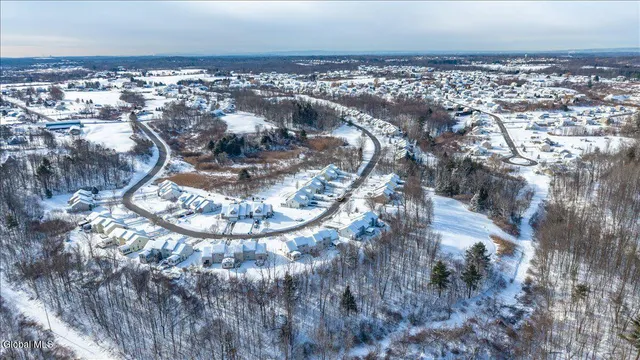 $399,000 | 11 A Fairway Drive, Halfmoon, NY 12118