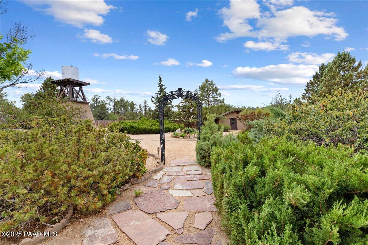 2877 Iron Springs Road Prescott, AZ 86305 - Photo 33 of 42 Backyard