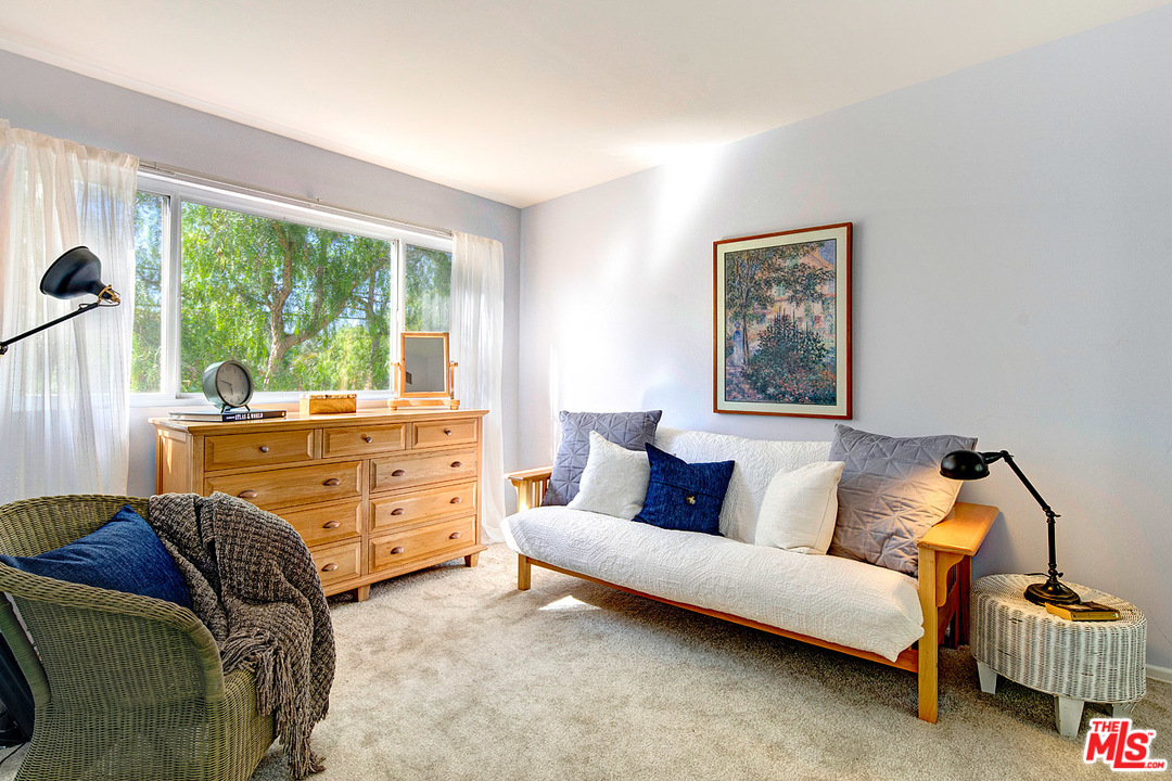 216 Waterview Street Playa del Rey, CA 90293 - Photo 19 of 28 Gallery Image 19