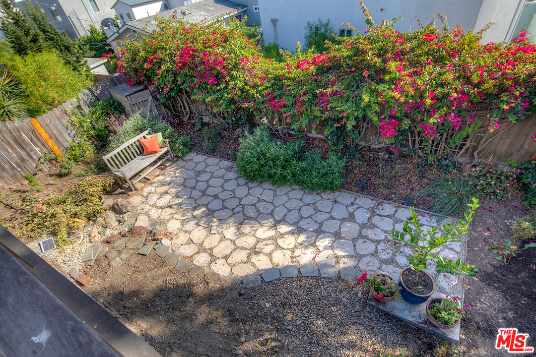 216 Waterview Street Playa del Rey, CA 90293 - Photo 24 of 28 Gallery Image 24