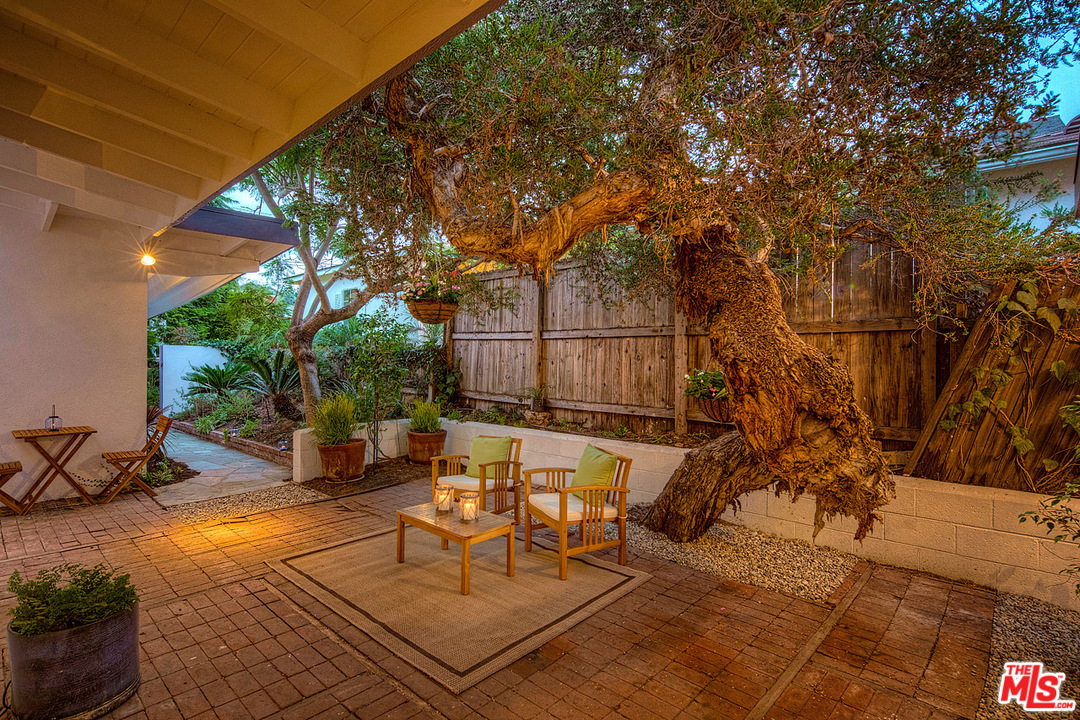 216 Waterview Street Playa del Rey, CA 90293 - Photo 26 of 28 Gallery Image 26