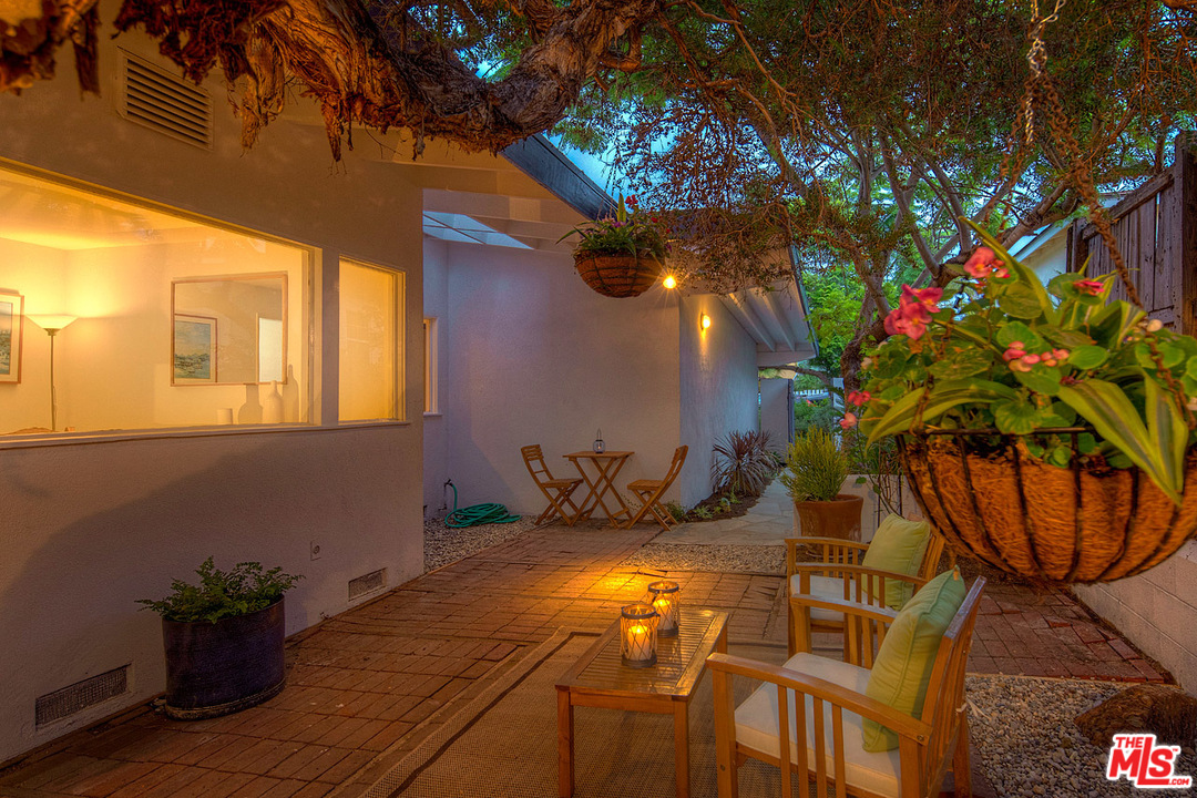 216 Waterview Street Playa del Rey, CA 90293 - Photo 27 of 28 Gallery Image 27