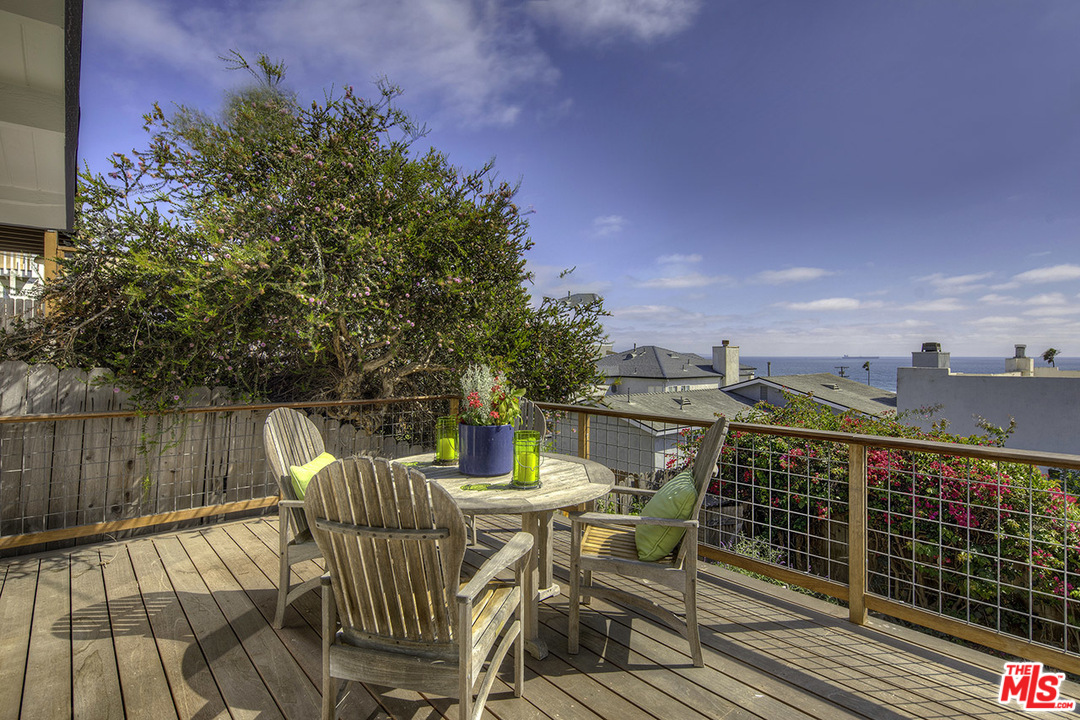 216 Waterview Street Playa del Rey, CA 90293 - Photo 6 of 28 Gallery Image 6