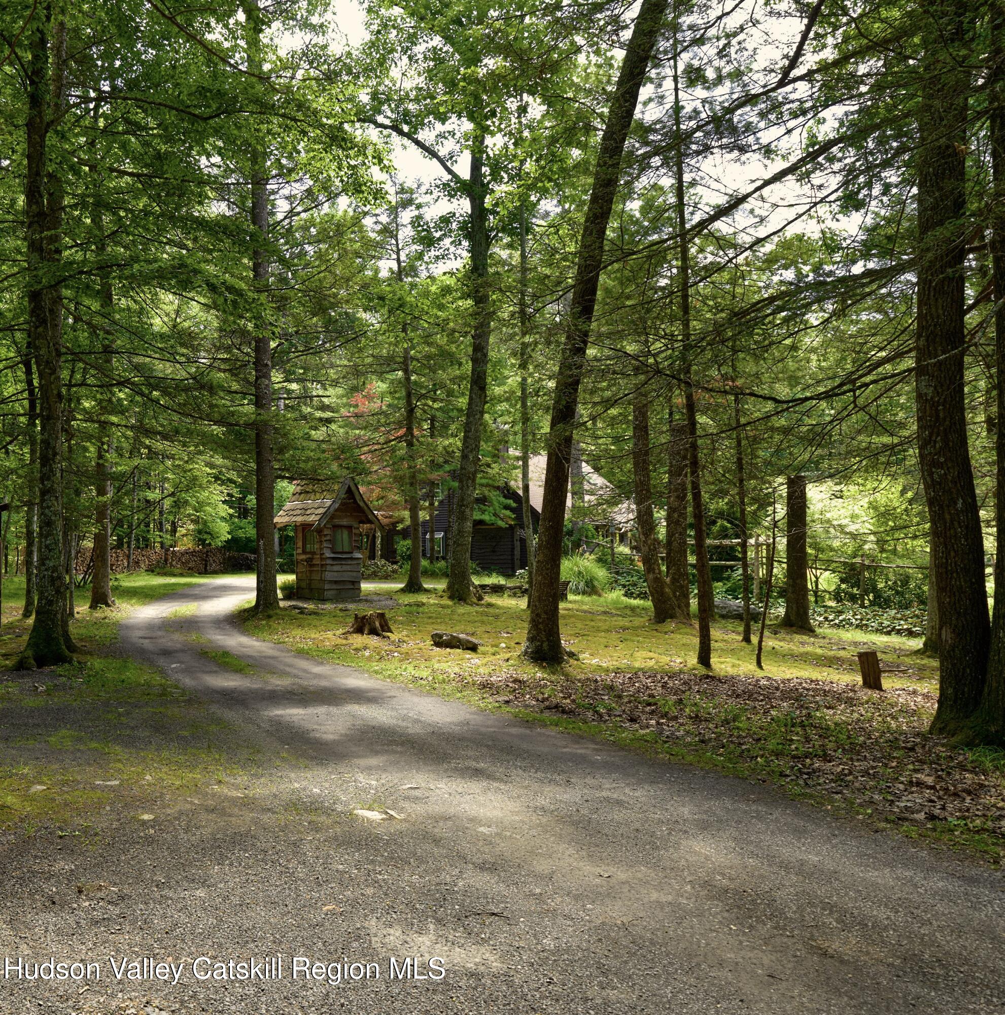 323 Beaverkill Road Kingston, NY 12401 - Photo 25 of 32 20