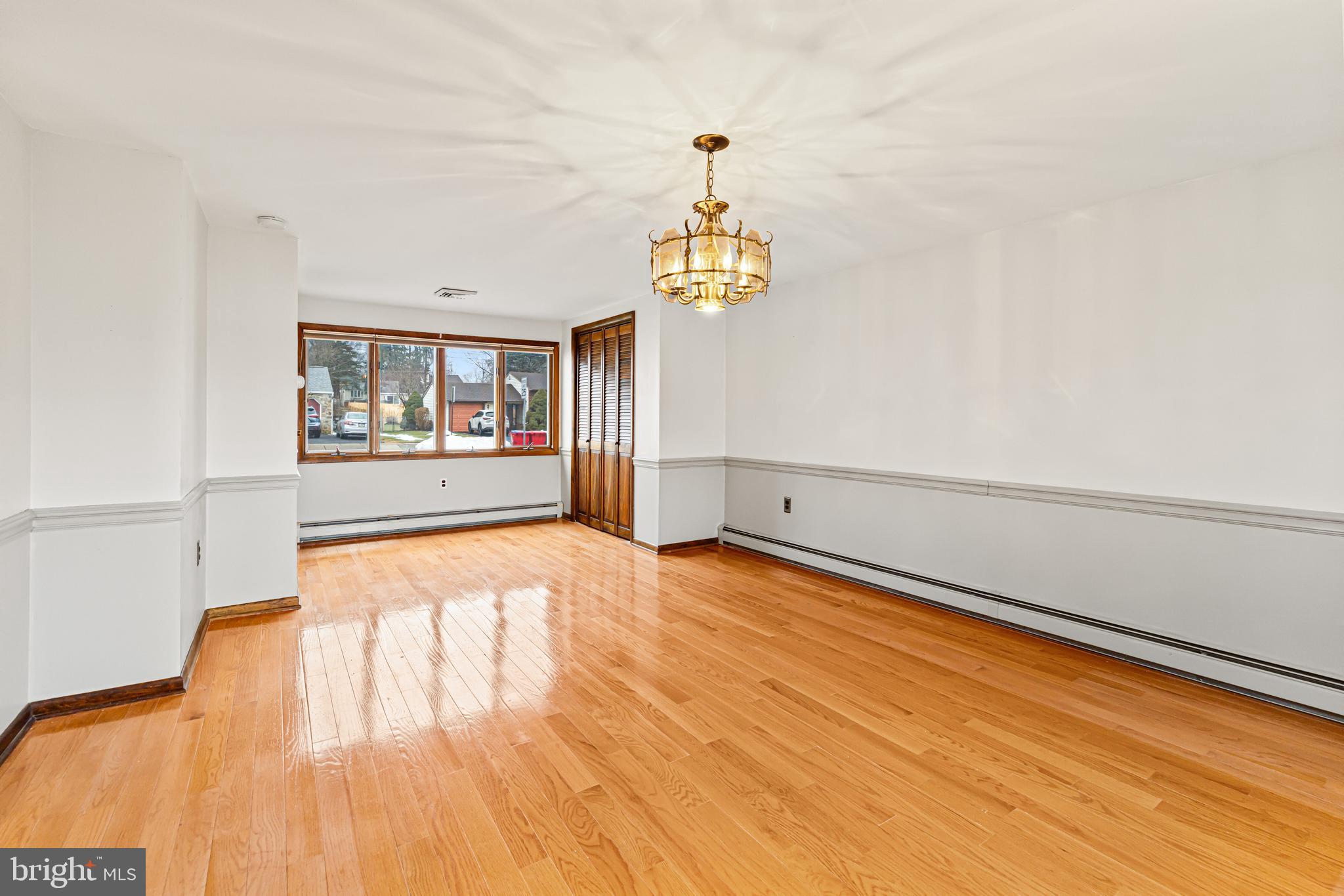 1413 Foster Road Warminster, PA 18974 - Photo 10 of 30 a very nice looking room with a large window