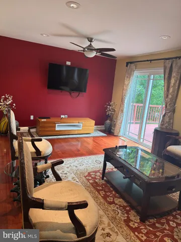 $2,800 | 14919 Dinsdale Drive, Silver Spring, MD 20906