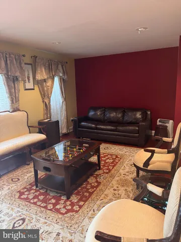 $2,800 | 14919 Dinsdale Drive, Silver Spring, MD 20906