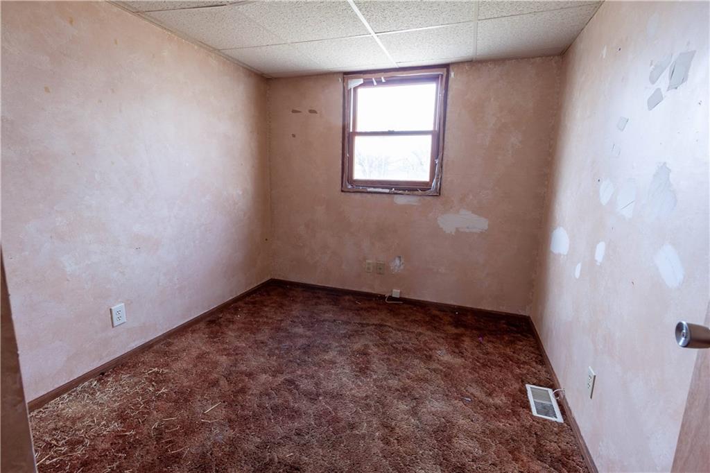 161 North Mapleton Street Columbus, IN 47201 - Photo 11 of 24 Gallery Image 11