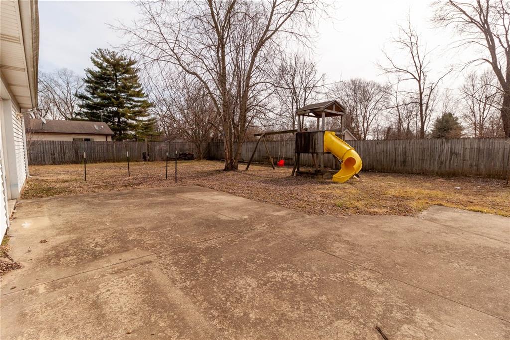 161 North Mapleton Street Columbus, IN 47201 - Photo 24 of 24 Gallery Image 24