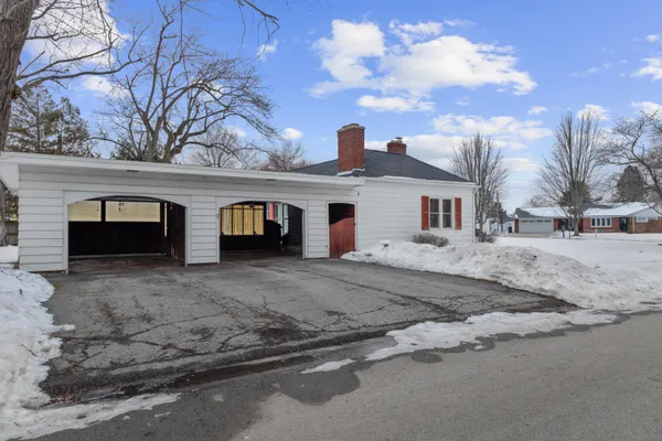 $220,000 | 308 River Street, Hillsdale, MI 49242