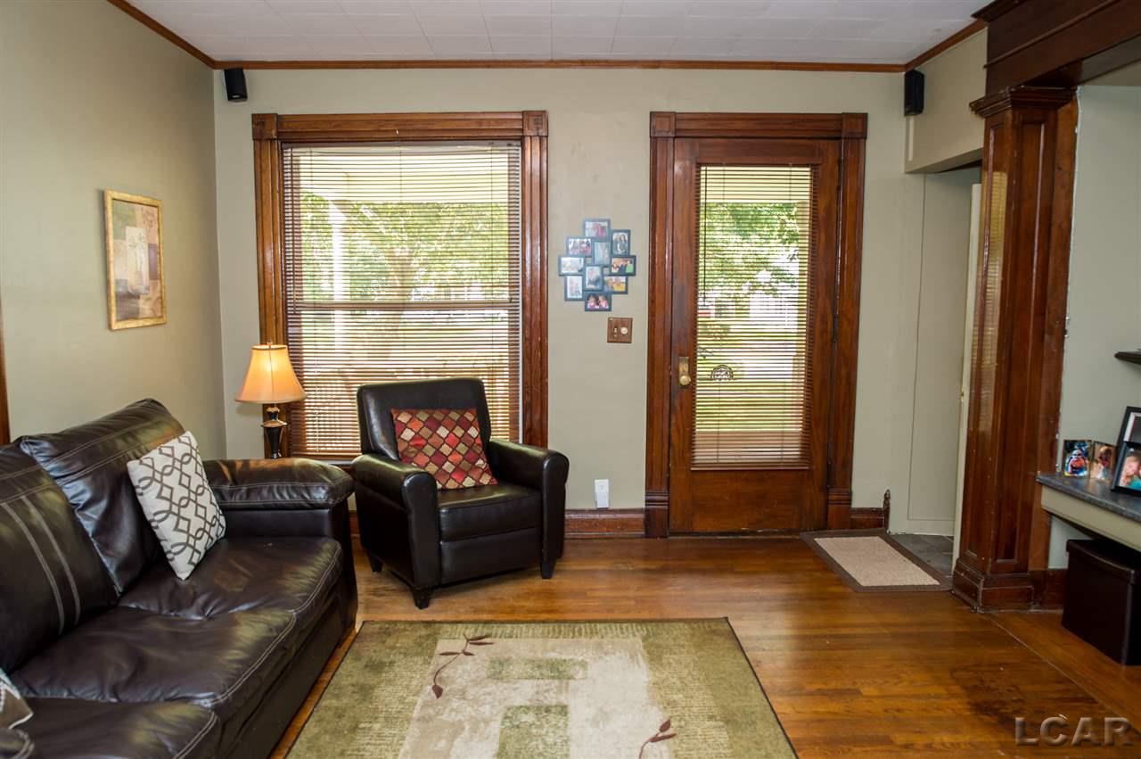 731 Michigan Adrian, MI 49221 - Photo 4 of 43 Gallery Image 4