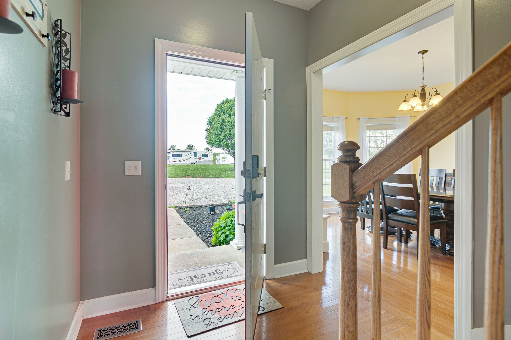 1546 Duke Loop Dickson, TN 37055 - Photo 5 of 40 Gallery Image 5