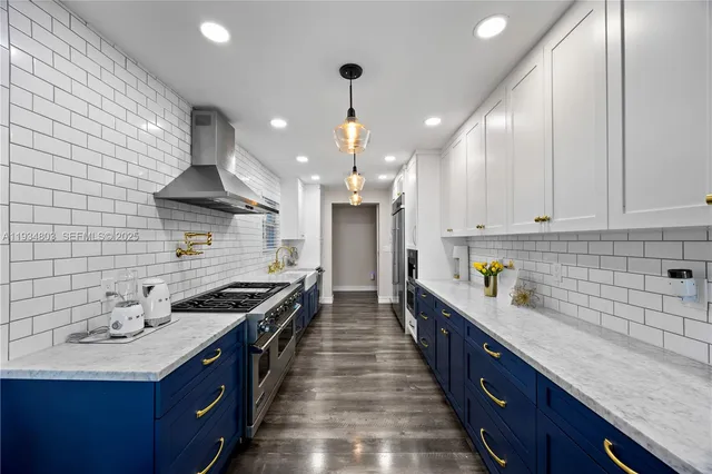 $4,300 | 1523 Monroe Street, Hollywood, FL 33020