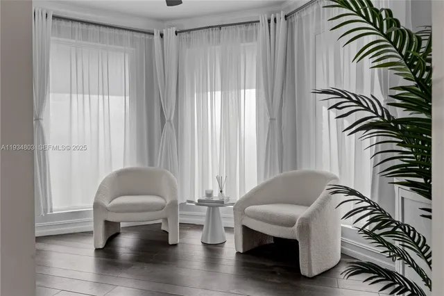 $4,300 | 1523 Monroe Street, Hollywood, FL 33020