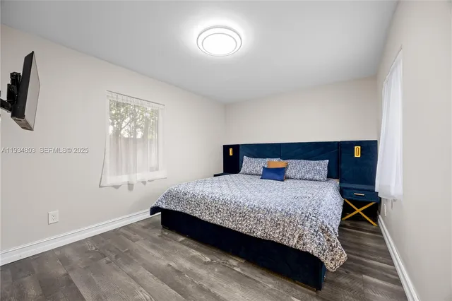 $4,300 | 1523 Monroe Street, Hollywood, FL 33020