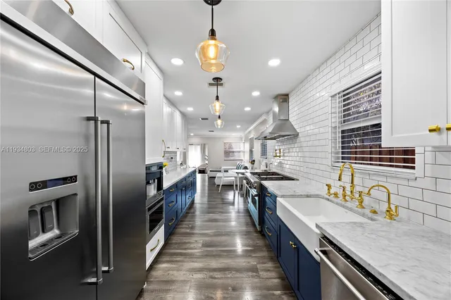 $4,300 | 1523 Monroe Street, Hollywood, FL 33020