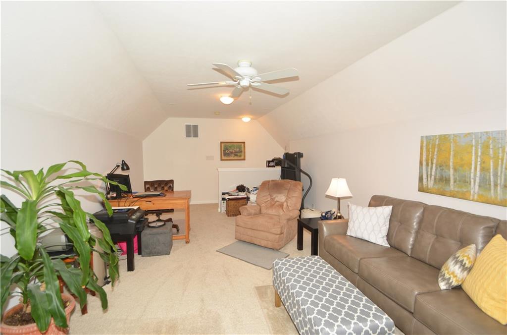 18933 Course View Road Noblesville, IN 46060 - Photo 17 of 24 Gallery Image 17