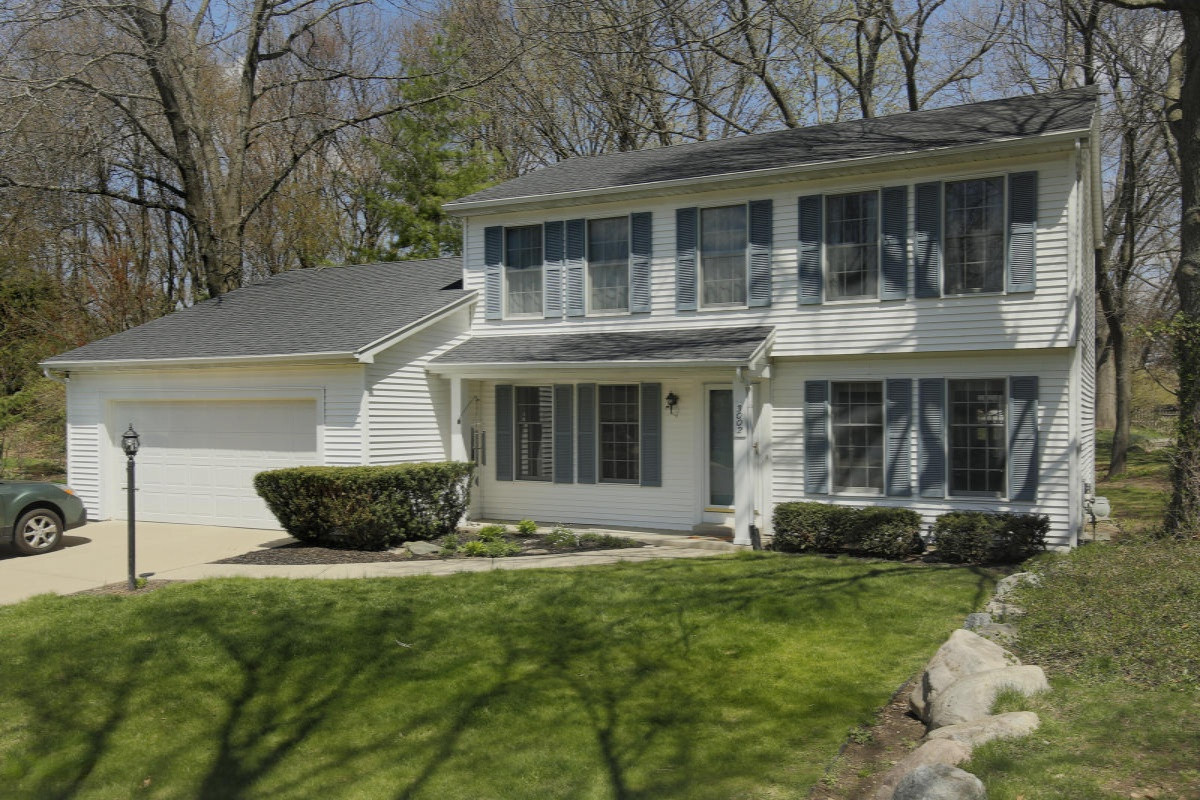 3002 Ridgeview-01_TN