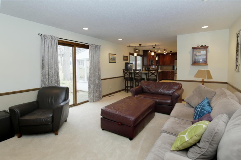 3002 Ridgeview Circle Kalamazoo, MI 49008 - Photo 11 of 25 3002 Ridgeview-11_TN