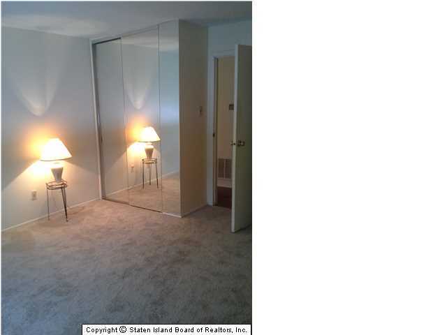 86 Timber Ridge Drive Staten Island, NY 10306 - Photo 11 of 19 Additional Photo