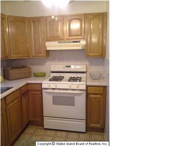86 Timber Ridge Drive Staten Island, NY 10306 - Photo 15 of 19 Additional Photo