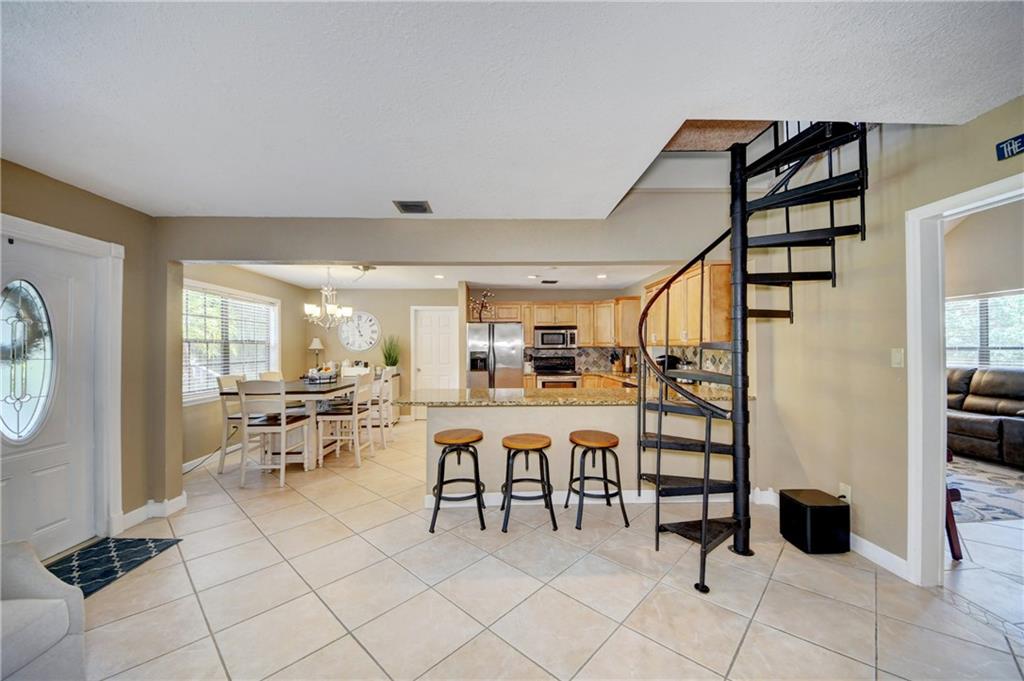 501 Southwest Timber Trail Stuart, FL 34997 - Photo 10 of 63 Gallery Image 10