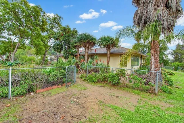 $800,000 | 3655 Lupine Lane, Fallbrook, CA 92028